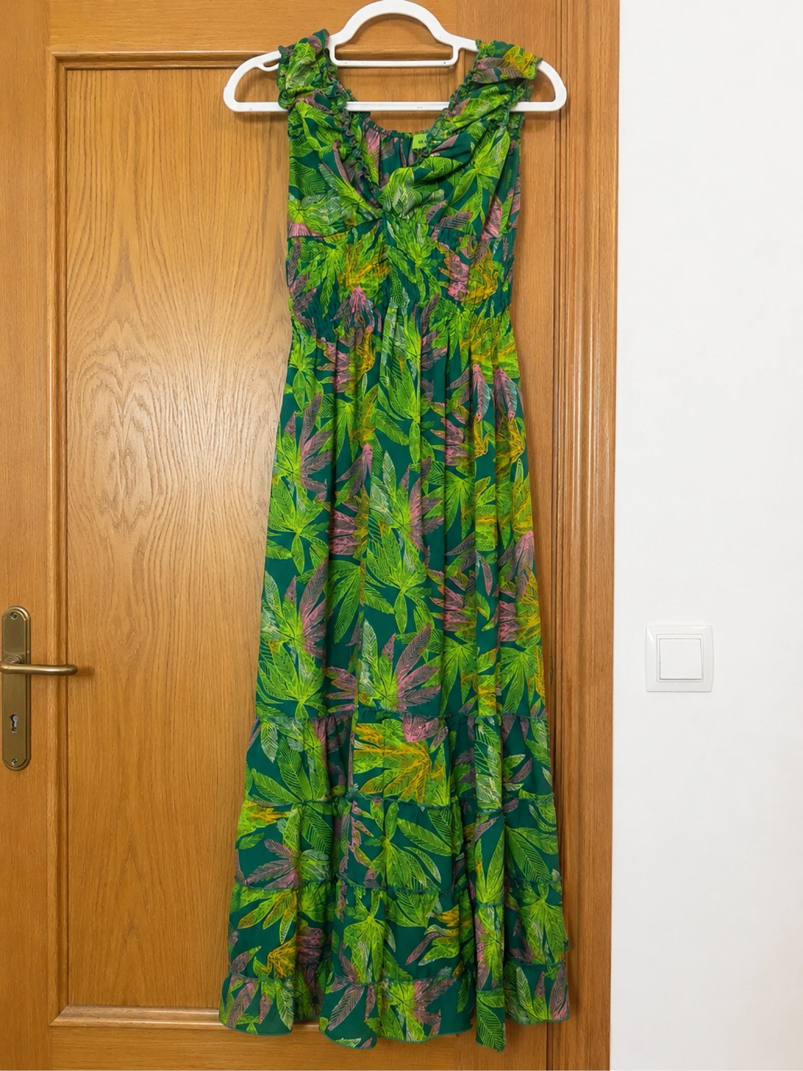 Vestido largo tropical verde con cintura elástica L